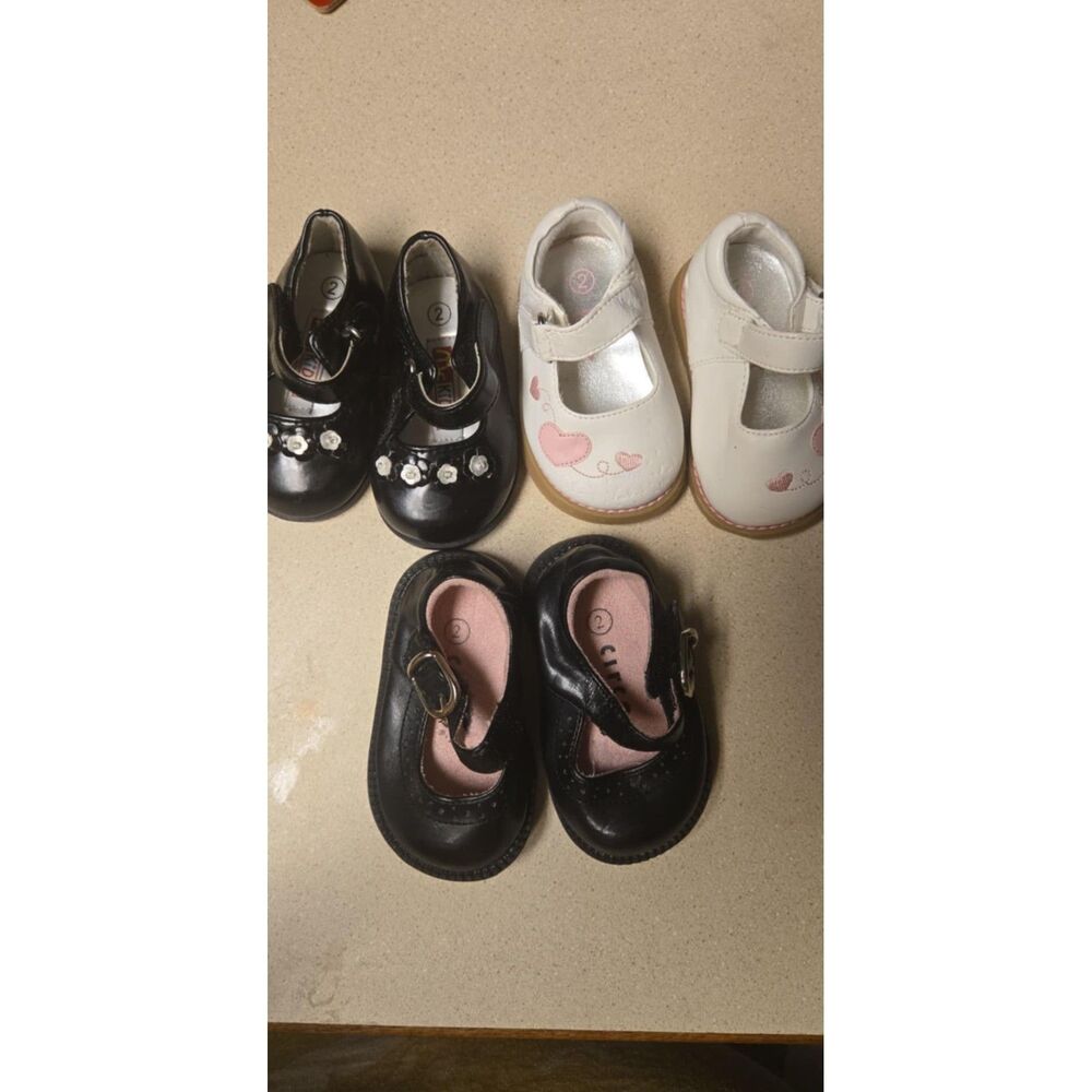 Lot of 3 Baby Girls Shoes Size 2 McKid Circo. Action Flex